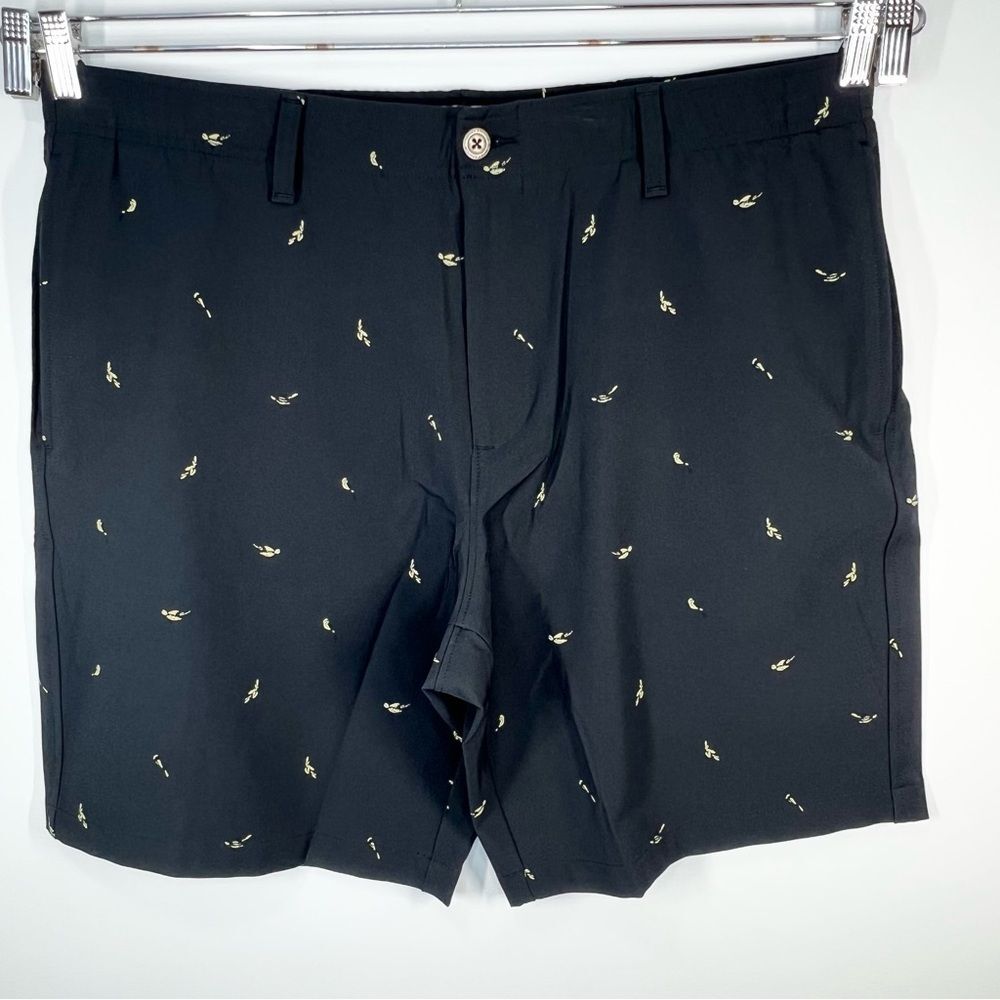 NWT Under Armour Black Golf Shorts Bird Print 40